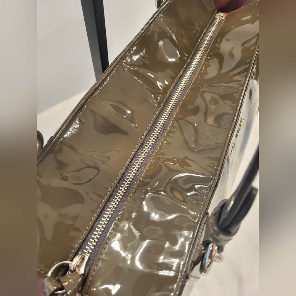 Coach Olive Green Op Art Embossed Patent Leather - Picture 7 of 15